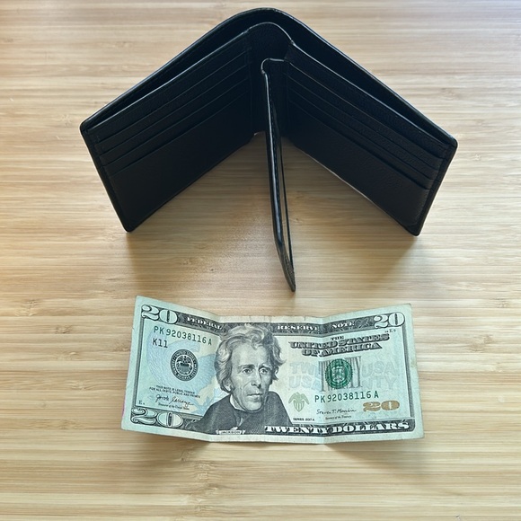 COACH Billfold Wallet, with ID Insert - Picture 7 of 9